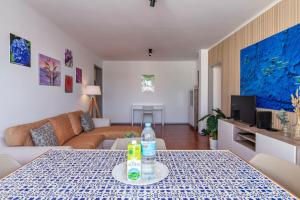 Priolos Nest - Azores Butler