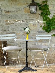 Maisons de vacances Gite La Blanchie Haute : photos des chambres