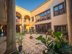 Vaal-Villa, Vintage Style Farmhouse, Vaal River - 4hvězdičkové hotely ve městě Vanderbijlpark