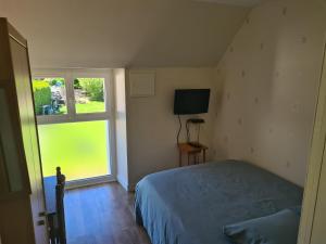 Hotels Hotel Saint julien aux bois : photos des chambres