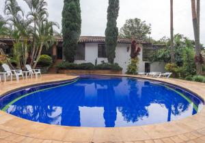 Premium Mansion in El Poblado Nightclub, Maid & Pool