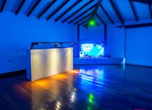 Premium Mansion in El Poblado Nightclub, Maid & Pool