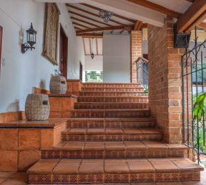 Premium Mansion in El Poblado Nightclub, Maid & Pool