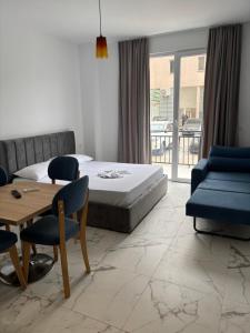 all season apartaments