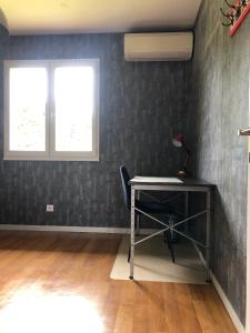 Maisons de vacances Villa lumineuse, logement et jardin et piscine privatifs, TV connectee : photos des chambres