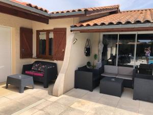 Maisons de vacances Villa lumineuse, logement et jardin et piscine privatifs, TV connectee : photos des chambres