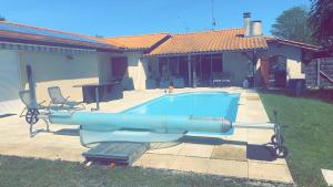 Maisons de vacances Villa lumineuse, logement et jardin et piscine privatifs, TV connectee : photos des chambres