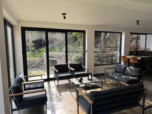 Elegant 7BR Home with Pool in Santa Eualia