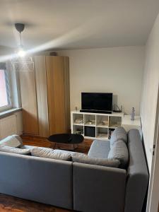 Cozy studio with Balcony & Parking