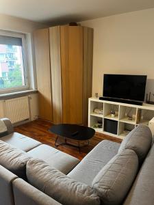 Cozy studio with Balcony & Parking