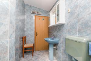 Apartments by the sea Rastici, Ciovo - 4293