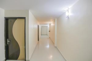 Super Townhouse Green Park Residency 1