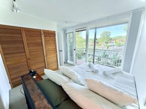 Leafy 3-Bedroom Escape to Nature-Air Conditioned with Smart Entry