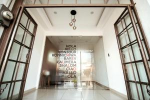 A03 Suite MAX BLACK con COCINA Terraza Perfecta para Familias Compañías Equipos de Trabajo