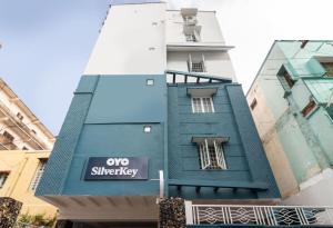 THE STROBE SILVERKEY HOTEL