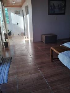 Quarto cama queen