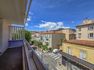 LHeure Sud T3 T3 clim avec garage au centre-ville