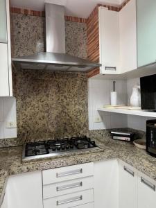 Charmosa Casa em bairro nobre de Curitiba