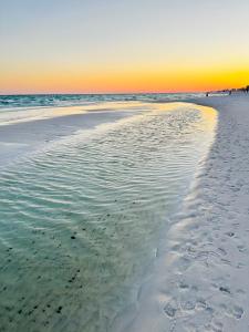 Ratiu Beach House White Sand Destin Miramar Beach