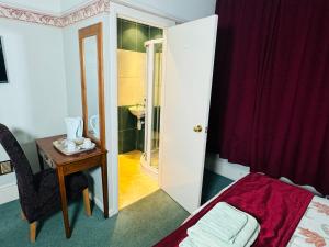 The Bliss Home, Self check-in with smart lock, Non Smoking Home in and out