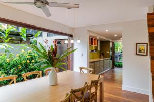 Leilani Melia - stylish 3 bedroom villa on Four Mile Beach