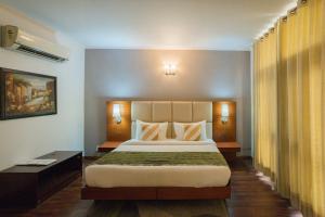 Ahuja Residency DLF Phase 2
