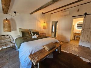 Appart'hotels La Maison de Lyna - Suites de charme intra-muros avec parking & autonomie : Suite Supérieure 
