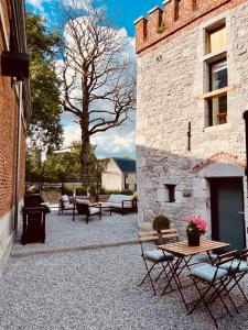 Tour de château à Barbençon