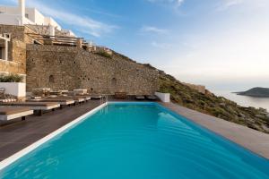 Cova Mykonos Suites Myconos Greece