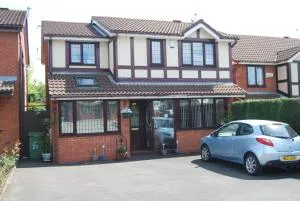 Mike & Carolyn Ball B&B - 提普顿