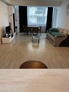 Sea Breeze Apartment Vedere Superbă si Parcare