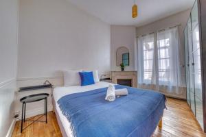 Deep blue - hypercentre