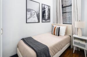 Spacious 4Bd with Backyard in Manhattan