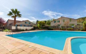 Appartements Le Beausset-jour : photos des chambres