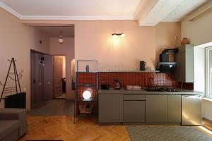 Spacious 1BR Apartment In The Heart of Tbilisi
