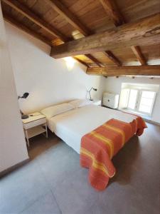 Moka Rooms and Flats