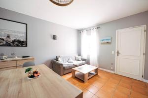 Appartements Provencal Villa in Secure Area with Swimming Pool : photos des chambres