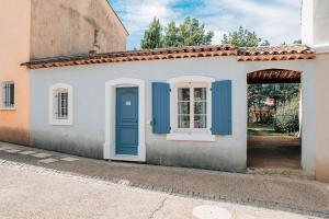 Appartements Provencal Villa in Secure Area with Swimming Pool : photos des chambres