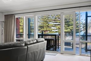 Esplanade Beachfront at Victor- 2-12A Esplanade,