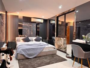 Delta9 Phrakanong 3 mins BTS Phrakanong