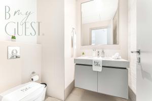 Peerless 3BR Beachfront Living in Sunrise Bay