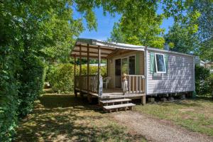 Campings Camping du Lac de Grolejac : photos des chambres