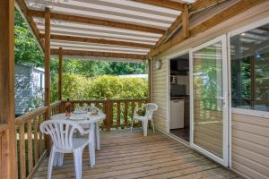 Campings Camping du Lac de Grolejac : photos des chambres