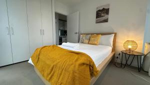 White Crystal Sea View Residence