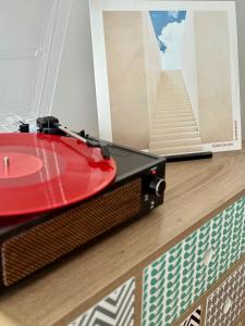 The Urban Sunset Apartment