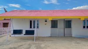 Luxury 4BHK Bunglow in Posh Colony