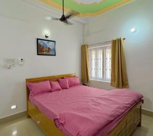 Luxury 4BHK Bunglow in Posh Colony