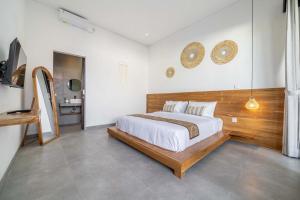 Peaceful 2BR Pool Villa in Kerobokan - V2