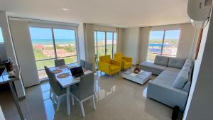 Excepcional apartamento a pasos del mar con piscina