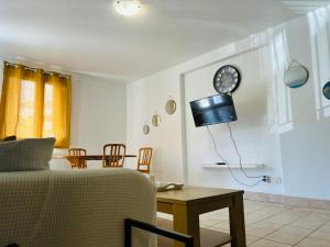 1 chambre dans appartement 2 chambres proche mer, centre-ville et commerces